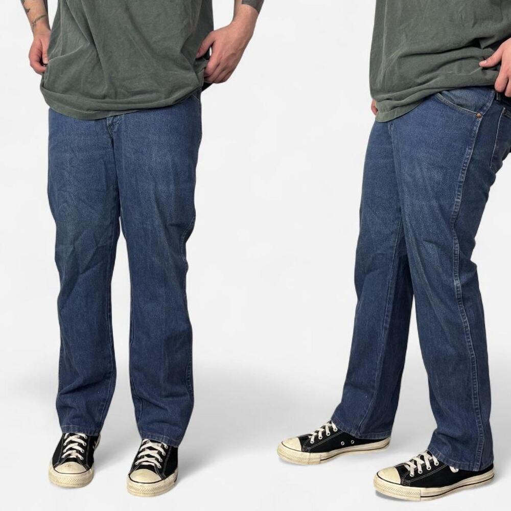 90s Wrangler Loose Fit Medium Wash Blue Jeans